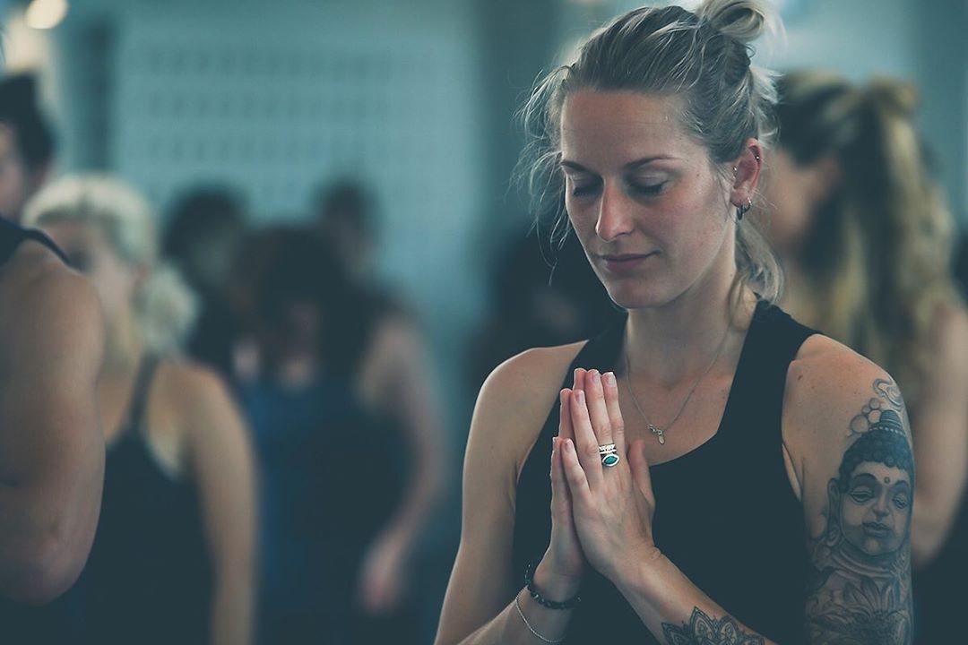 Shaking & Breathwork Session – Rumahyoga